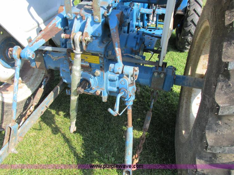 image for item I8927 Ford 1710 MFWD tractor