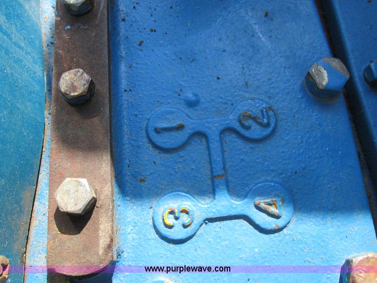 image for item I8927 Ford 1710 MFWD tractor