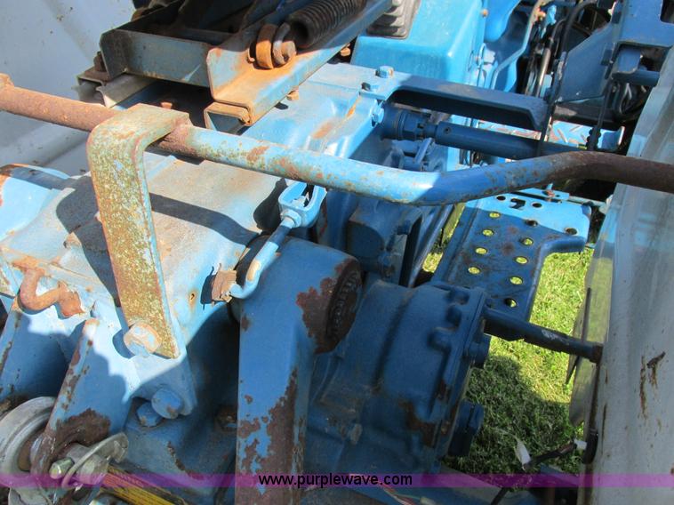 image for item I8927 Ford 1710 MFWD tractor