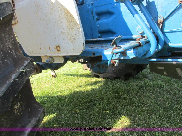 image for item I8927 Ford 1710 MFWD tractor