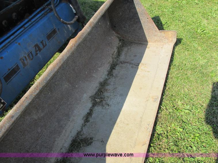 image for item I8927 Ford 1710 MFWD tractor