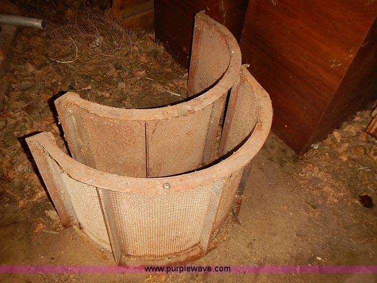 image for item J3064 Blue Streak pulverizer