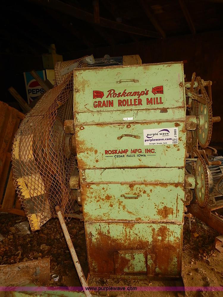 image for item J3065 Roskamp K grain roller mill