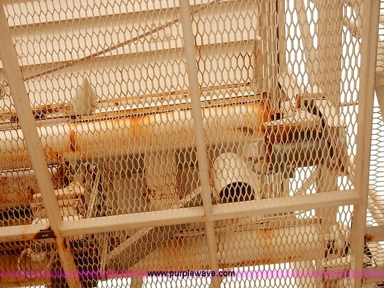 image for item J3068 Overhead grain bin