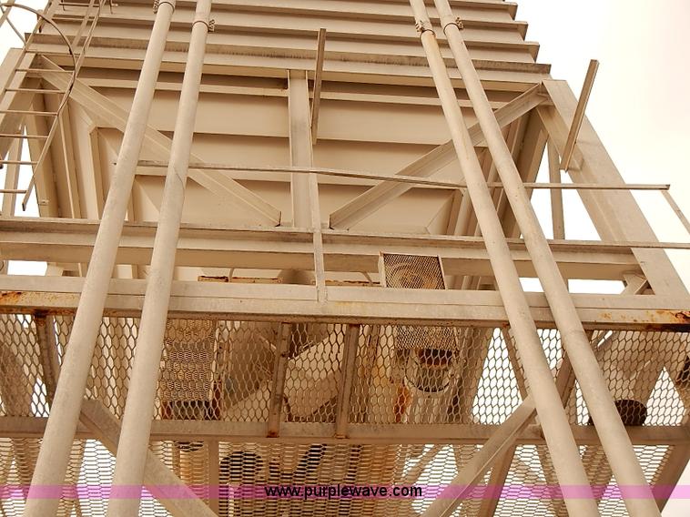 image for item J3068 Overhead grain bin