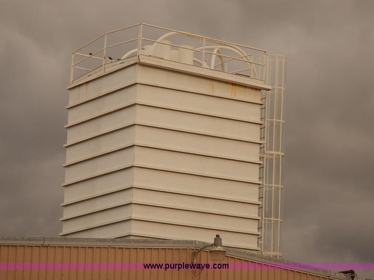 image for item J3068 Overhead grain bin