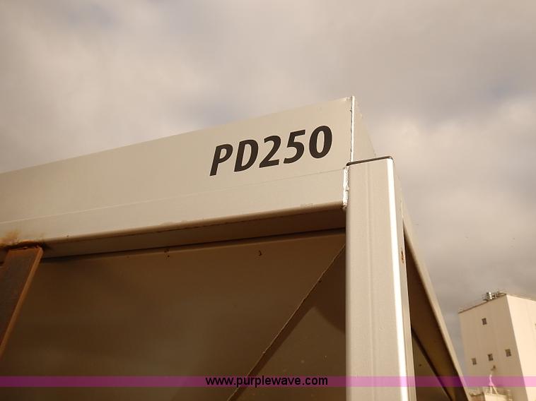 image for item J3069 Seed pod