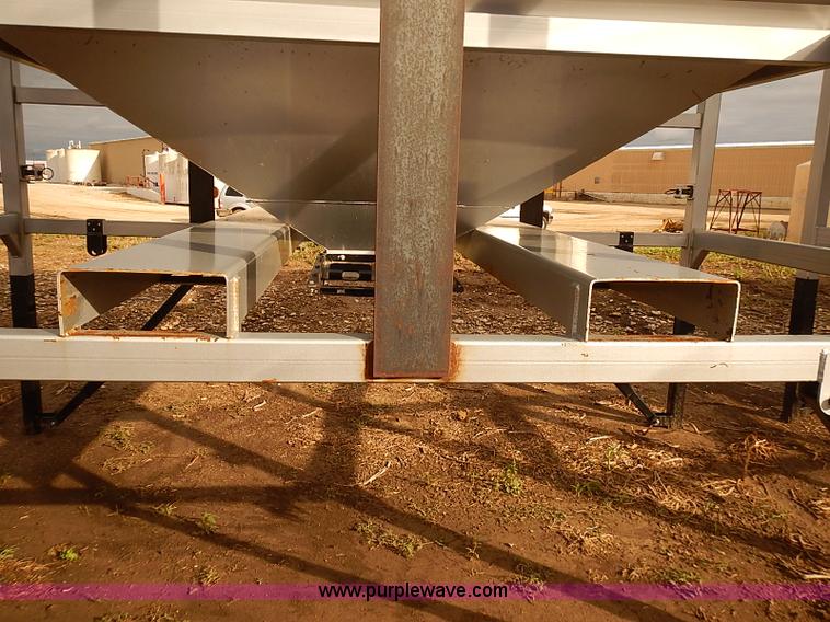 image for item J3070 Seed pod