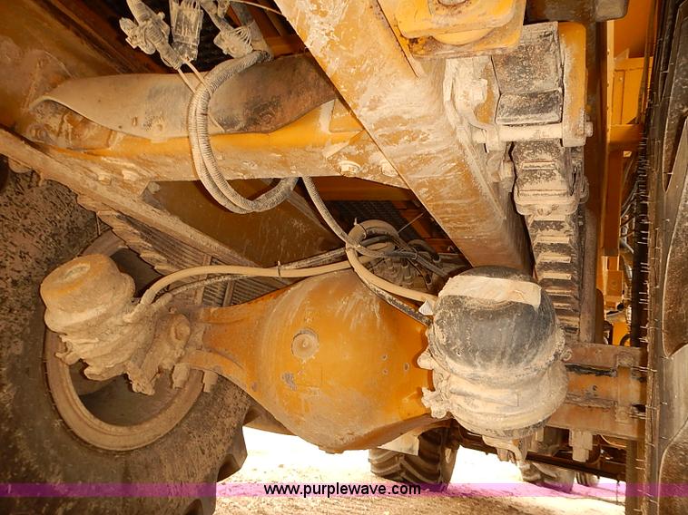 image for item J3085 2003 Ag-Chem TerraGator 8104 Air-Flow self-propelled applicator