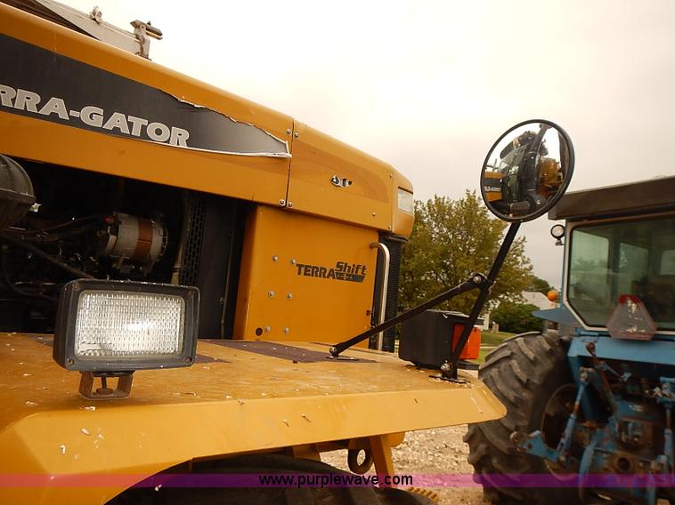 image for item J3085 2003 Ag-Chem TerraGator 8104 Air-Flow self-propelled applicator