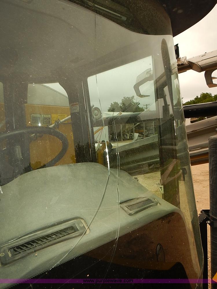 image for item J3085 2003 Ag-Chem TerraGator 8104 Air-Flow self-propelled applicator