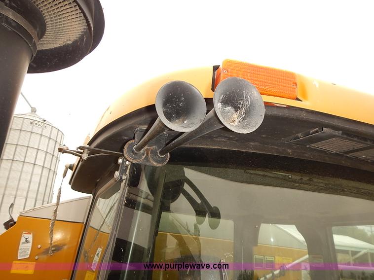 image for item J3085 2003 Ag-Chem TerraGator 8104 Air-Flow self-propelled applicator