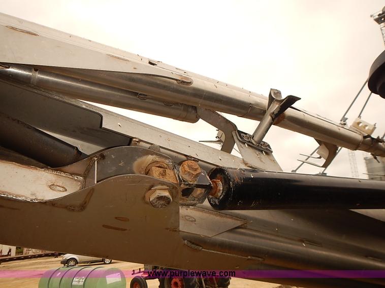 image for item J3085 2003 Ag-Chem TerraGator 8104 Air-Flow self-propelled applicator