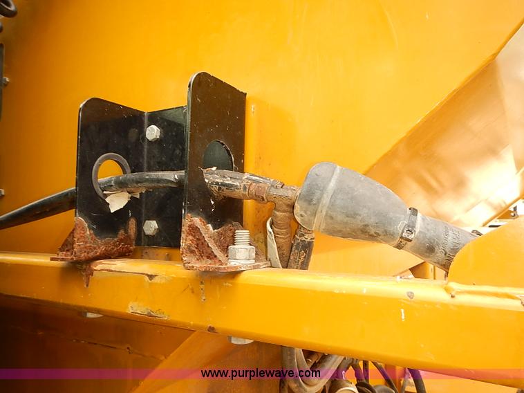 image for item J3085 2003 Ag-Chem TerraGator 8104 Air-Flow self-propelled applicator