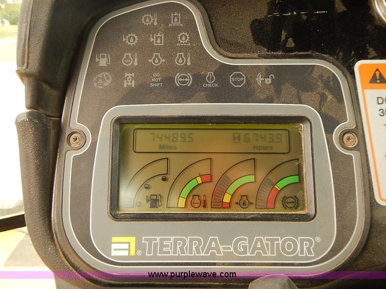 image for item J3085 2003 Ag-Chem TerraGator 8104 Air-Flow self-propelled applicator