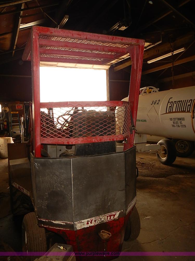 image for item J3096 Dipper III3-B4 mobility loader