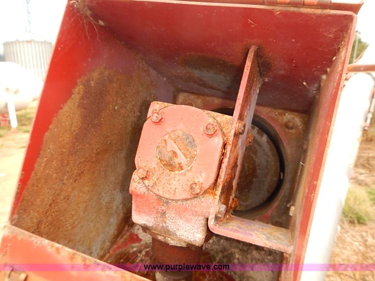 image for item J3103 Hutchinson/Mayrath auger