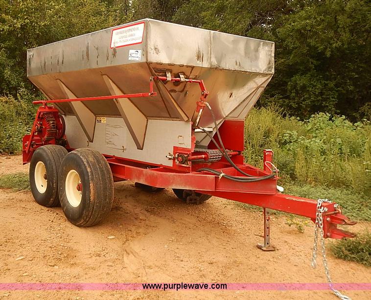 Chandler stainless steel spreader cart in Lincoln, KS Item J3104 sold