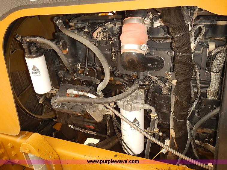 image for item J3106 2007 Ag-Chem RoGator 1074 self-propelled sprayer