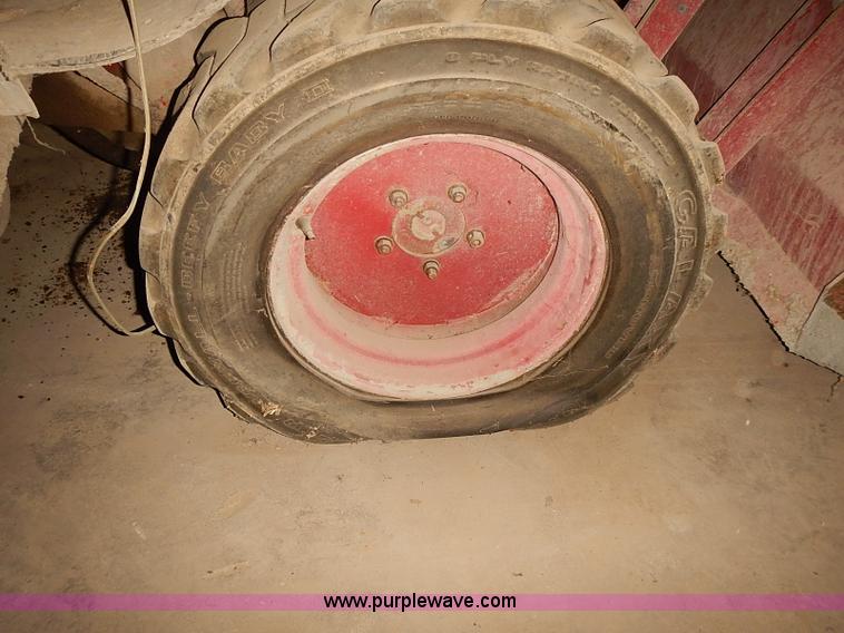 image for item J3109 Dipper III mobility loader