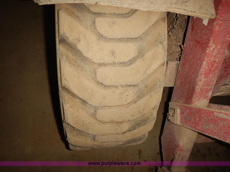 image for item J3109 Dipper III mobility loader