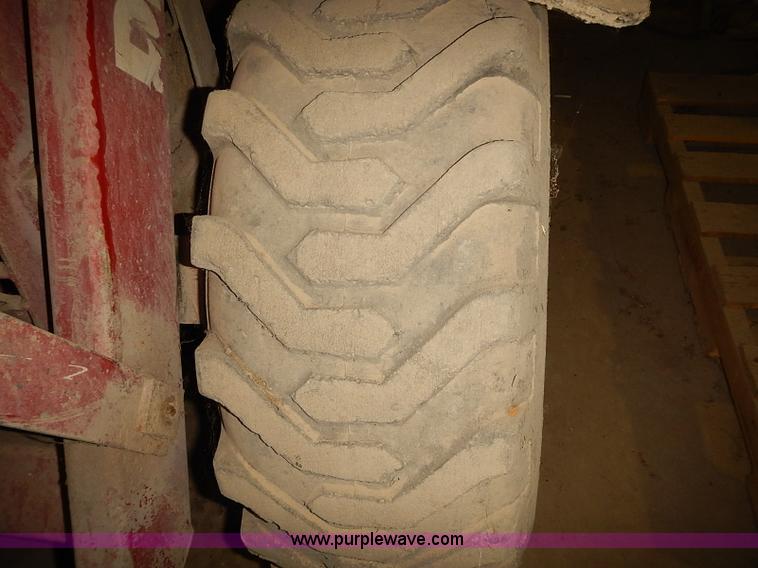 image for item J3109 Dipper III mobility loader