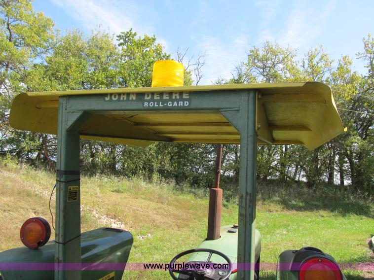 image for item Z9118 1976 John Deere 2630 tractor