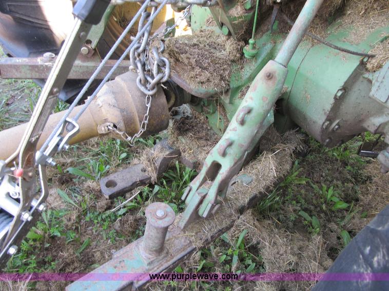 image for item Z9118 1976 John Deere 2630 tractor