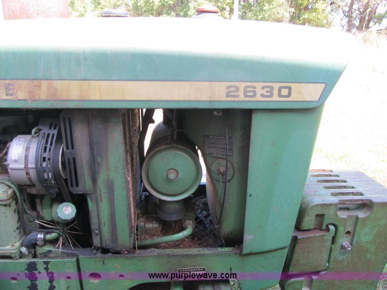 image for item Z9118 1976 John Deere 2630 tractor