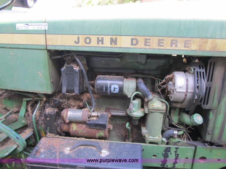 image for item Z9118 1976 John Deere 2630 tractor