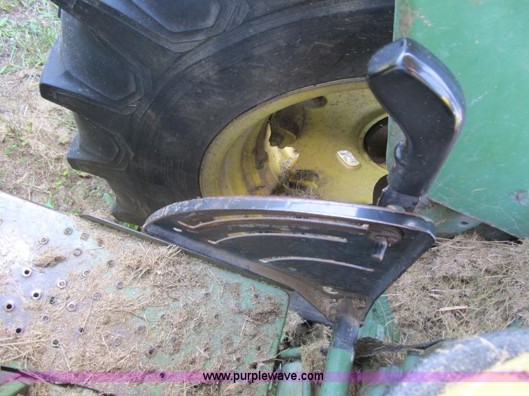 image for item Z9118 1976 John Deere 2630 tractor