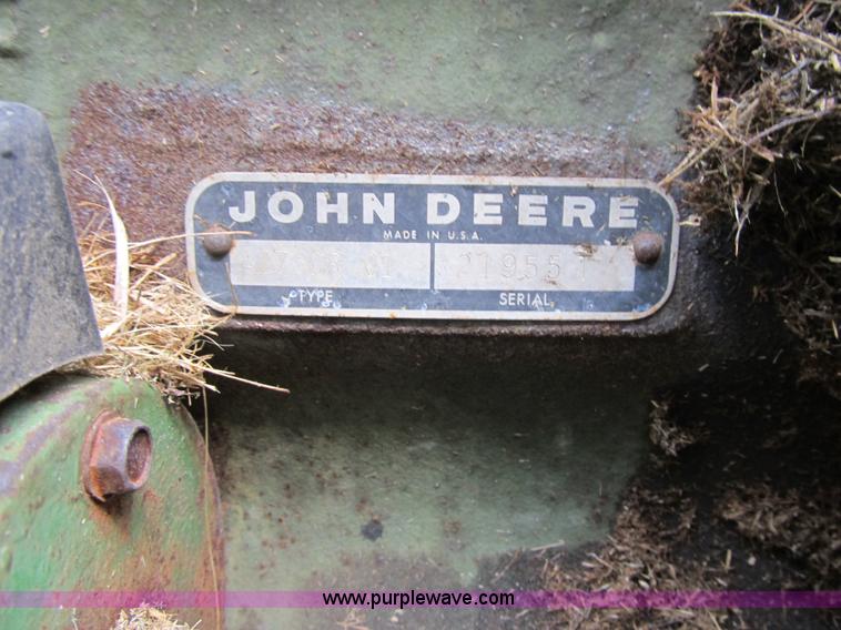 image for item Z9118 1976 John Deere 2630 tractor