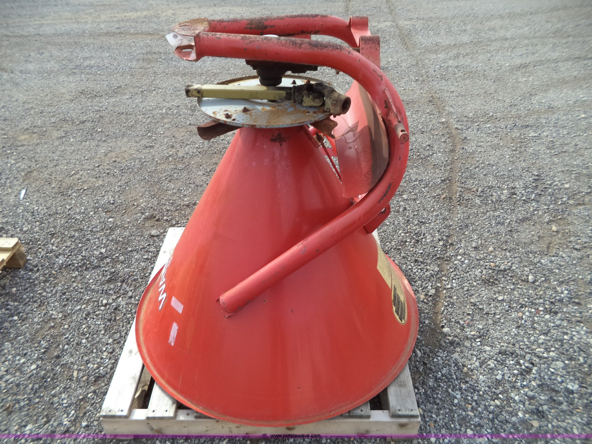 Walton three point spreader in Baldwin City, KS Item AV9417 sold