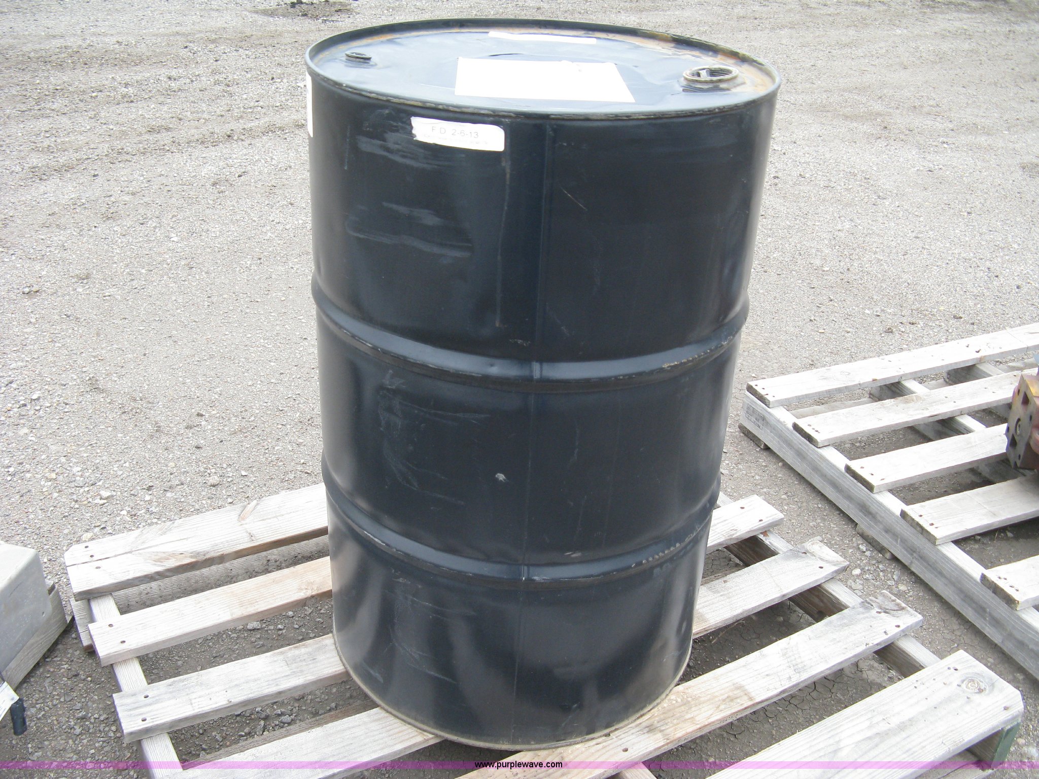 Cenex hydraulic fluid in Hesston, KS Item BE9131 sold Purple Wave
