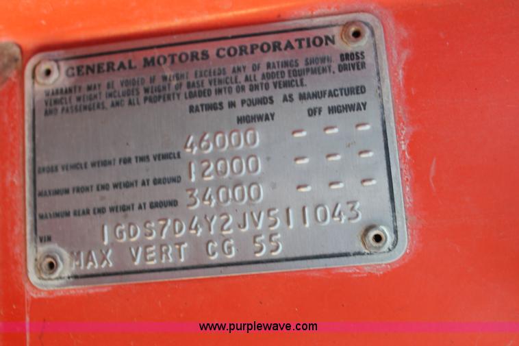 image for item AJ9259 1988 GMC TopKick 7000 dump truck