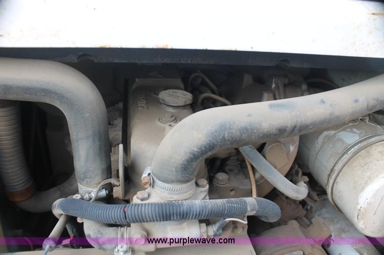 image for item AJ9301 1988 Bobcat 843 skid steer