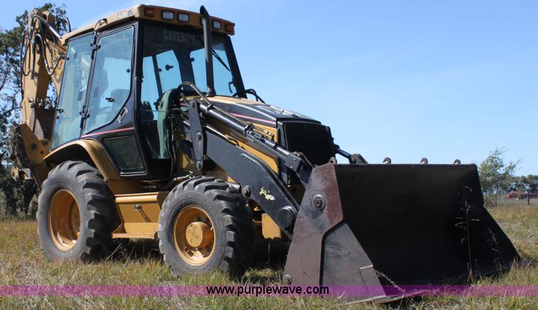 image for item AJ9348 2005 Caterpillar 420D backhoe