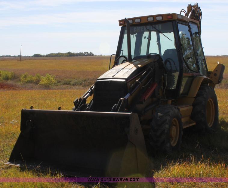 image for item AJ9348 2005 Caterpillar 420D backhoe