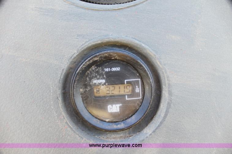 image for item AJ9348 2005 Caterpillar 420D backhoe