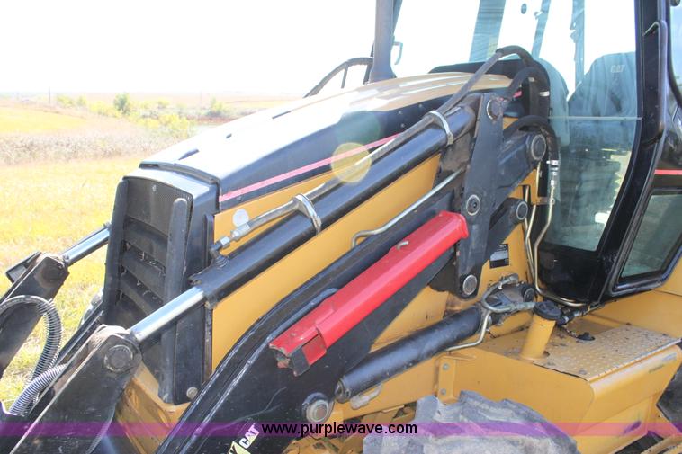 image for item AJ9348 2005 Caterpillar 420D backhoe