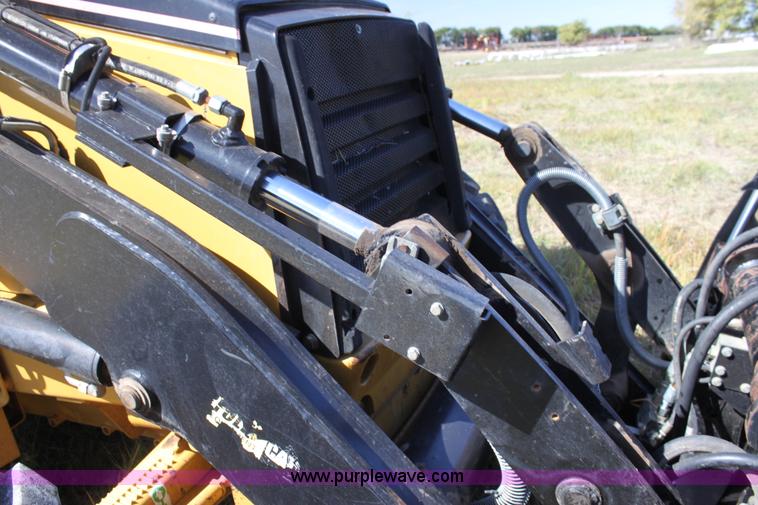 image for item AJ9348 2005 Caterpillar 420D backhoe