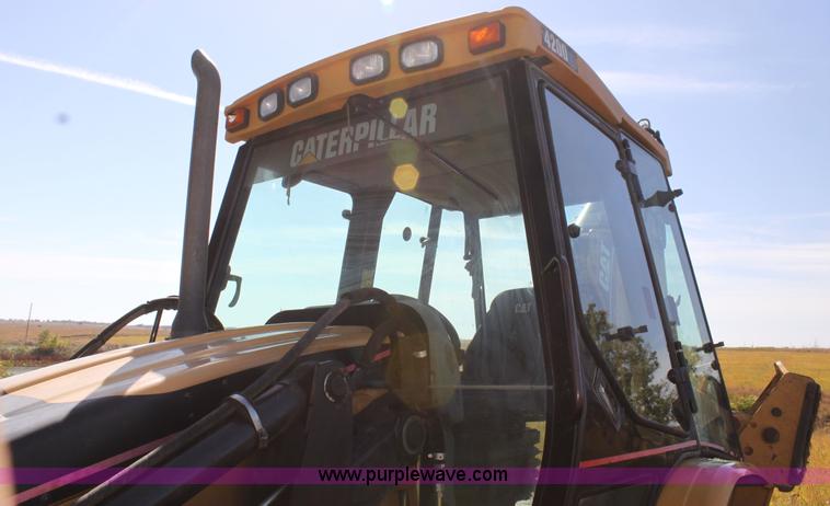 image for item AJ9348 2005 Caterpillar 420D backhoe