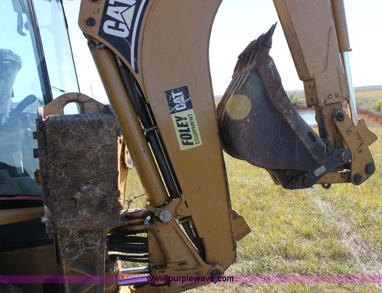 image for item AJ9348 2005 Caterpillar 420D backhoe