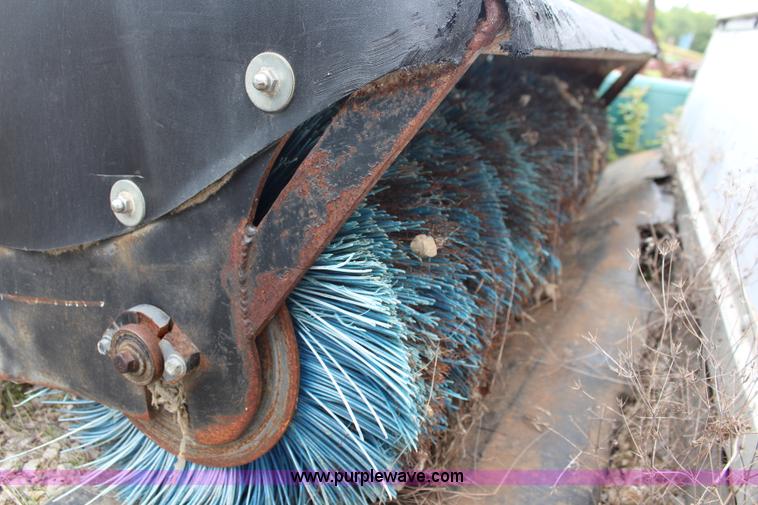 image for item AV9452 Bobcat sweeper broom