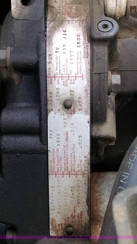 image for item AW9163 1996 Ford L9000 semi truck