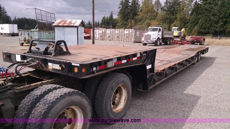 image for item AW9164 1996 Trail King TK70HT-462 lowboy trailer