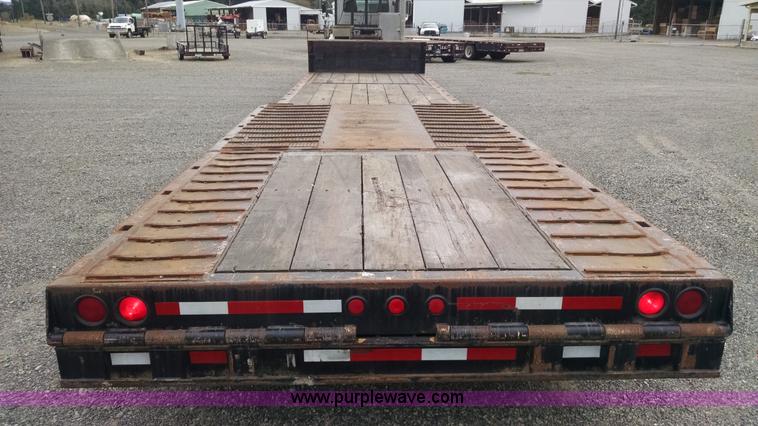 image for item AW9164 1996 Trail King TK70HT-462 lowboy trailer