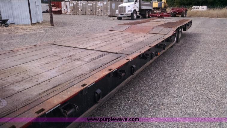 image for item AW9164 1996 Trail King TK70HT-462 lowboy trailer