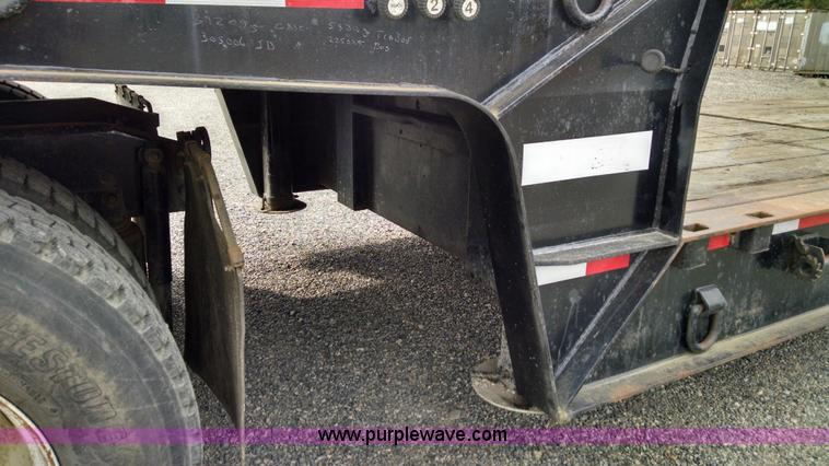 image for item AW9164 1996 Trail King TK70HT-462 lowboy trailer