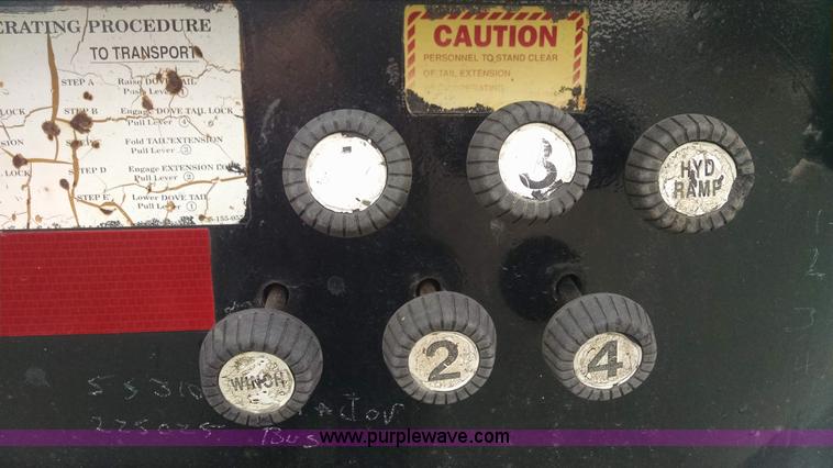 image for item AW9164 1996 Trail King TK70HT-462 lowboy trailer